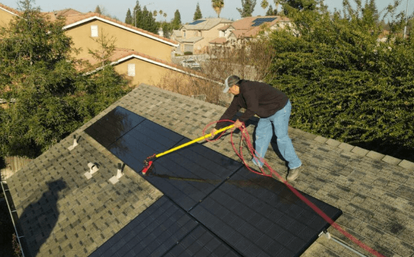 Roof Cleaning Service by SJ Contractor Services